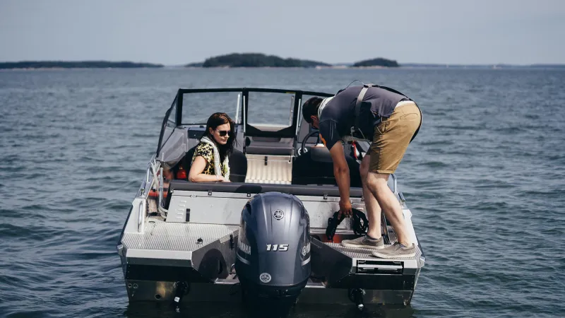 Buster XL has practical bathing platforms