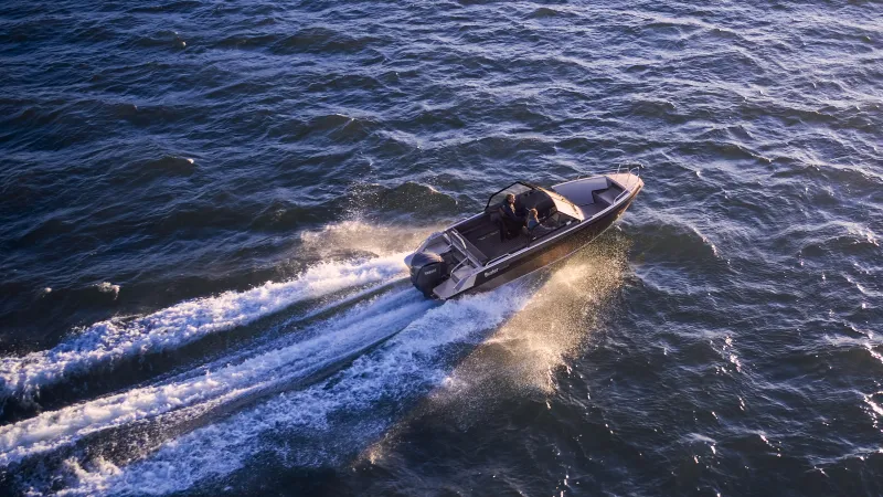 Buster Magnum aluminium boat