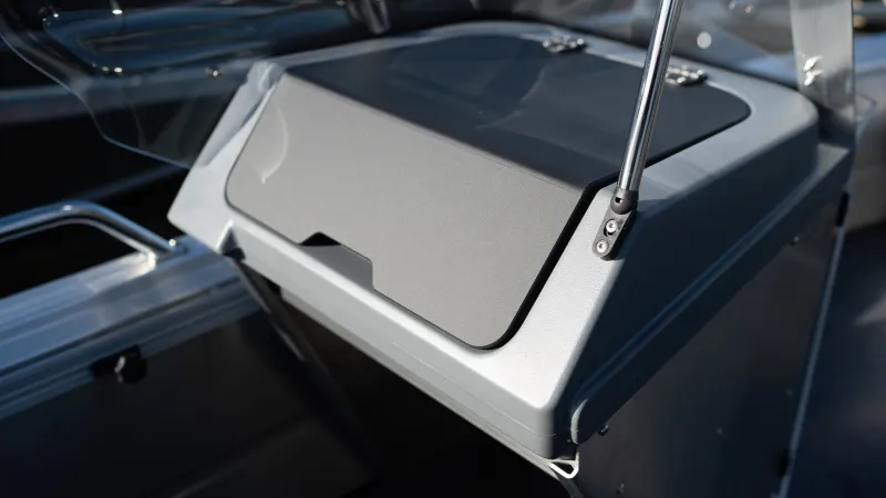 Buster S2 aluminium boat