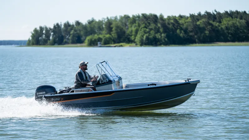 Buster S2 aluminium boat