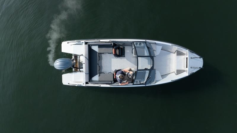 Buster Magnum aluminium boat